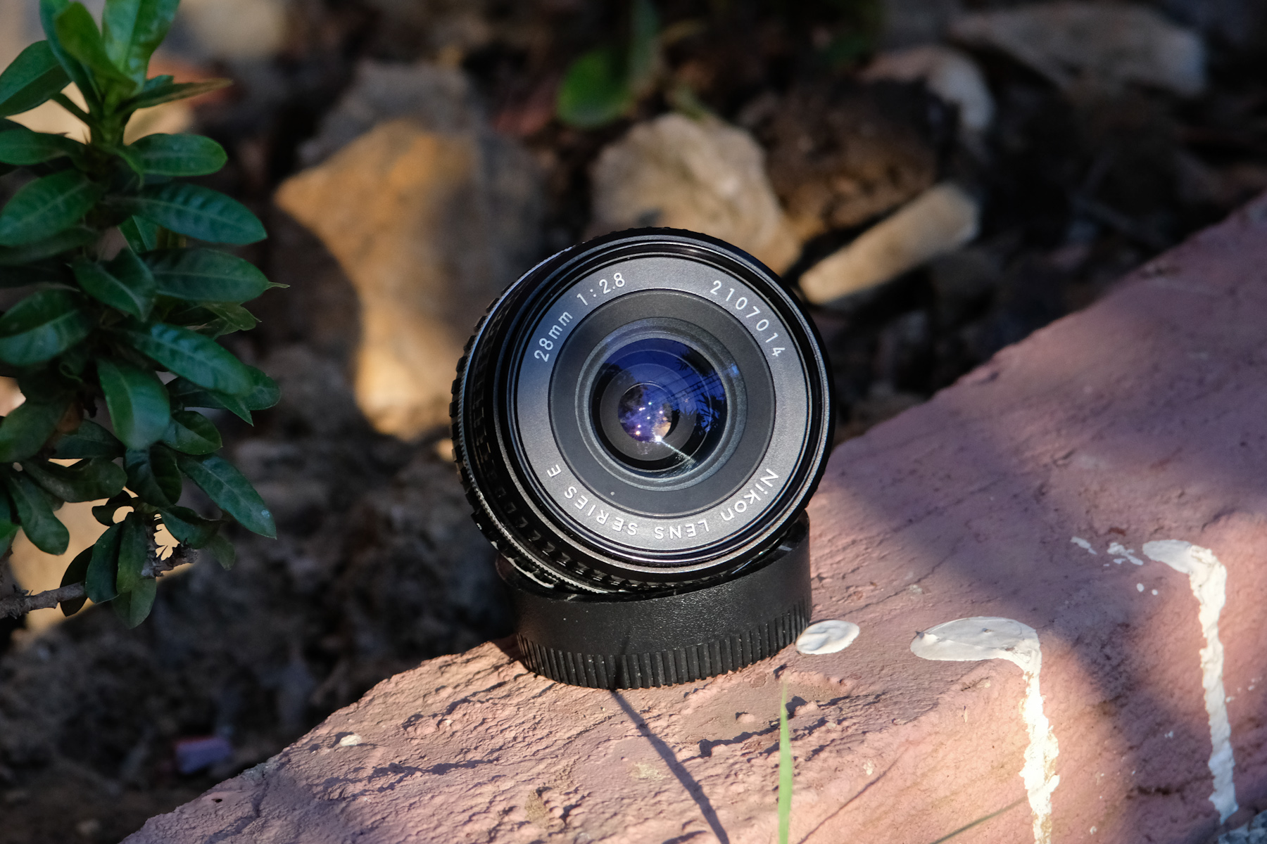 Nikkor 28mm f2.8 E review – Affordable wide angle manual lens